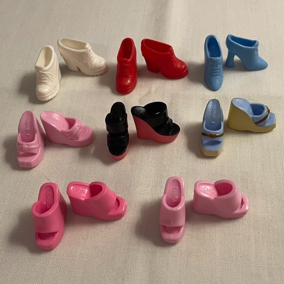 Barbie Toys Barbie Fashion Avenue And Fashionista Shoes Lot Of 8
